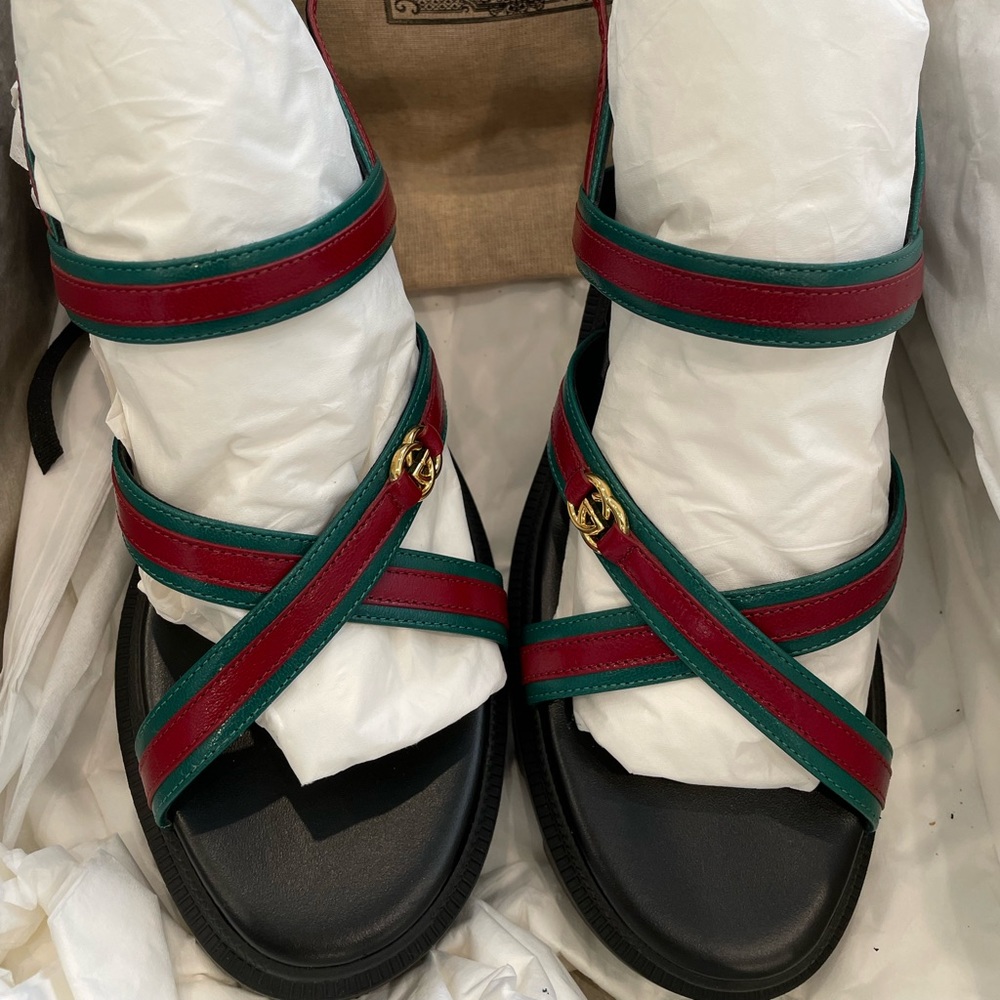 Like New Gucci Chunky